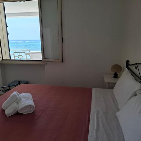 Torre Pali 058 Spiaggia Di Salentoinvacanza.Com מראה חיצוני תמונה